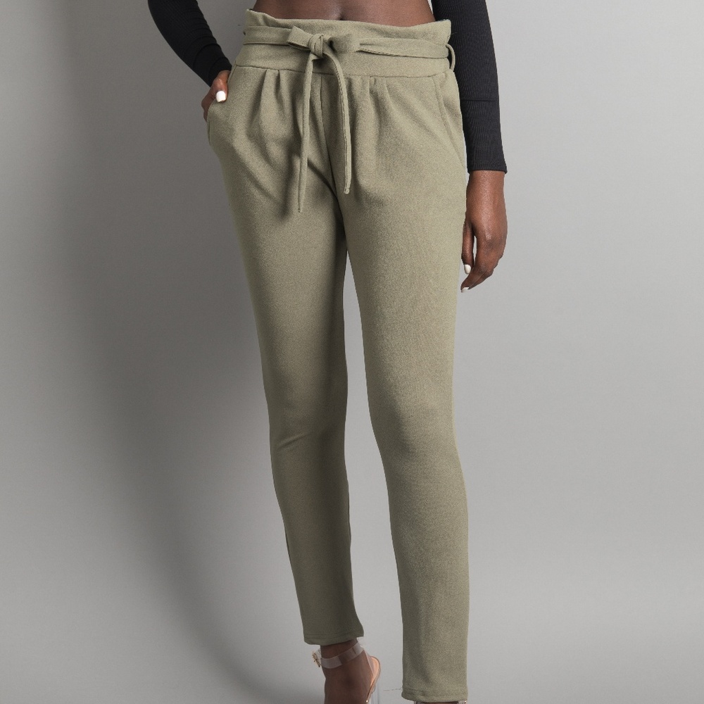 Steph | Khaki Cinched Waist Cigarette Pants